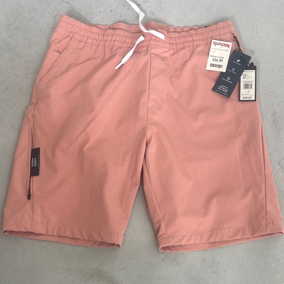Kenneth Cole Light Pink Tech Shorts - Picture 1 of 6